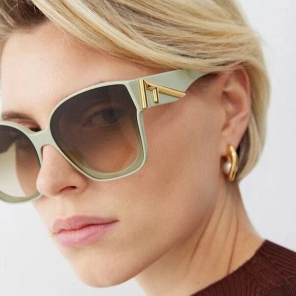 🕶️ New Fendi FE40098I 95P Sunglasses - Light Green Frame, Green Lenses - Picture 1 of 11